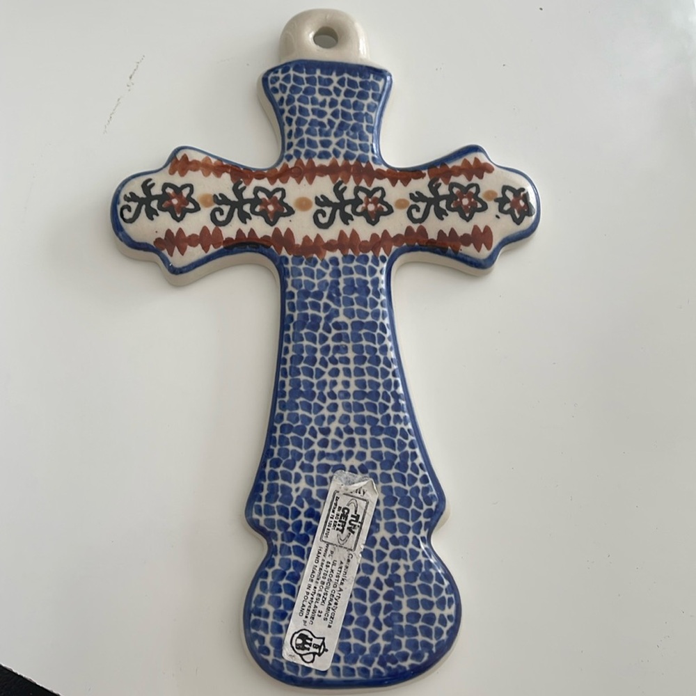 Polish pottery cross, handmade and hand-painted in Bolesławiec, Poland EUC